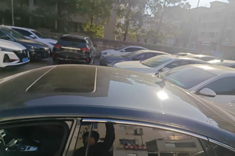 Used CHANGAN Eado 2023 Changan Edition PLUS Blue Whale NE 1.4T GDI DCT Prestige Version Roof