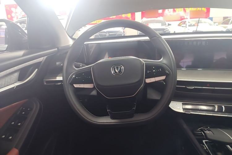 Used CHANGAN Eado 2023 Changan Edition PLUS Blue Whale NE 1.4T GDI DCT Prestige Version Steering Wheel