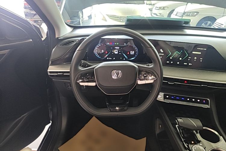Used CHANGAN Eado 2023 Changan Edition PLUS Blue Whale NE 1.4T GDI DCT Prestige Version Steering Wheel