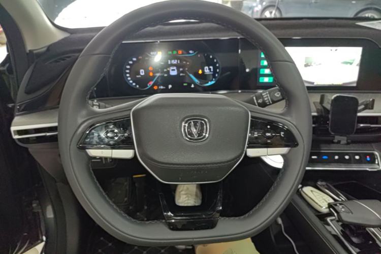 Used CHANGAN Eado 2023 Changan Edition PLUS Blue Whale NE 1.4T GDI DCT Prestige Version Steering Wheel