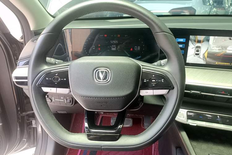 Used CHANGAN Eado 2023 Changan Edition PLUS Blue Whale NE 1.4T GDI DCT Prestige Version Steering Wheel