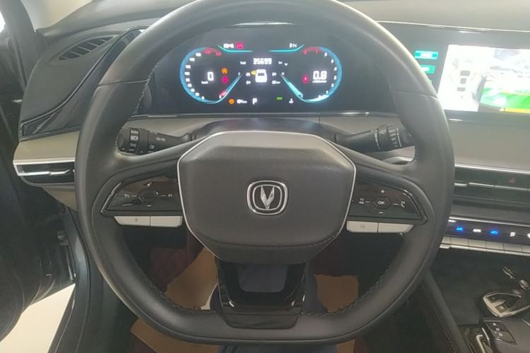 Used CHANGAN Eado 2023 Changan Edition PLUS Blue Whale NE 1.4T GDI DCT Prestige Version Steering Wheel