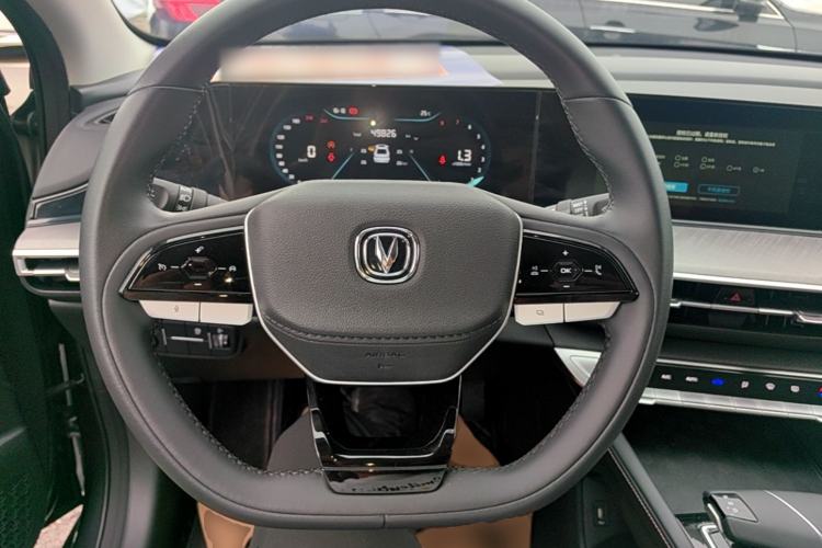 Used CHANGAN Eado 2023 Changan Edition PLUS Blue Whale NE 1.4T GDI DCT Prestige Version Steering Wheel