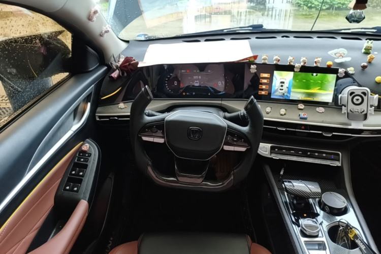 Used CHANGAN Eado 2023 Changan Edition PLUS Blue Whale NE 1.4T GDI DCT Prestige Version Steering Wheel