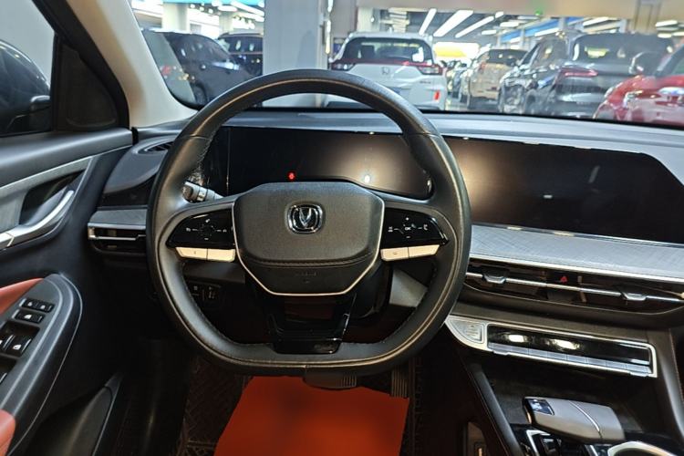 Used CHANGAN Eado 2023 Changan Edition PLUS Blue Whale NE 1.4T GDI DCT Prestige Version Steering Wheel