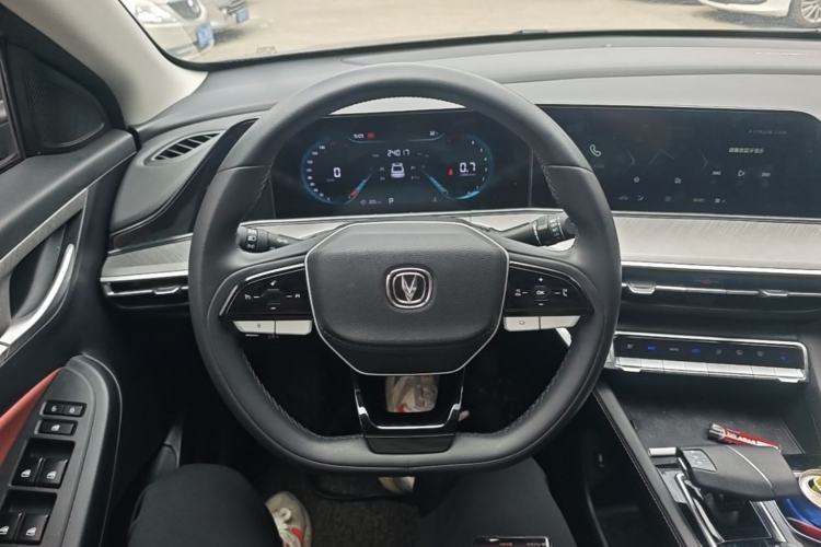 Used CHANGAN Eado 2023 Changan Edition PLUS Blue Whale NE 1.4T GDI DCT Prestige Version Steering Wheel