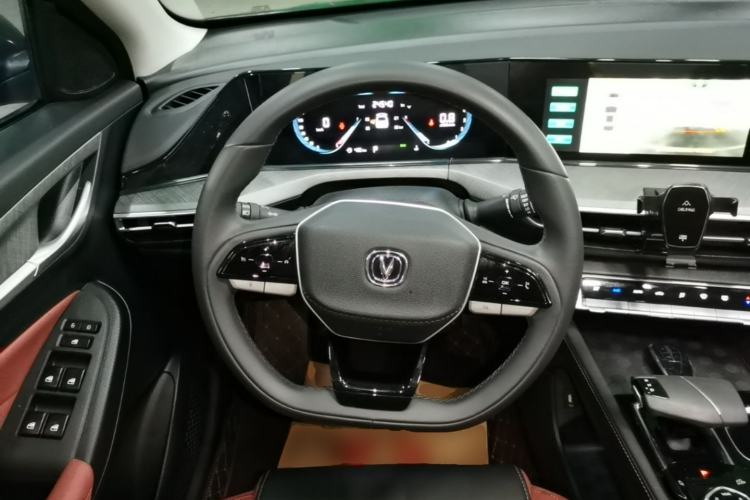 Used CHANGAN Eado 2023 Changan Edition PLUS Blue Whale NE 1.4T GDI DCT Prestige Version Steering Wheel