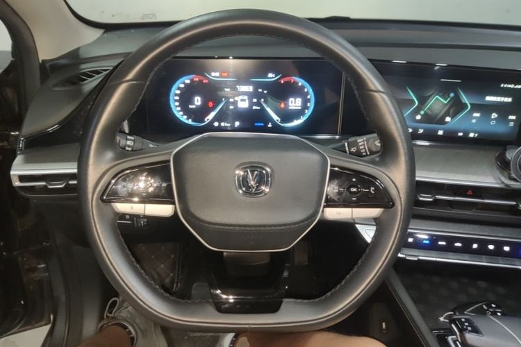 Used CHANGAN Eado 2023 Changan Edition PLUS Blue Whale NE 1.4T GDI DCT Prestige Version Steering Wheel
