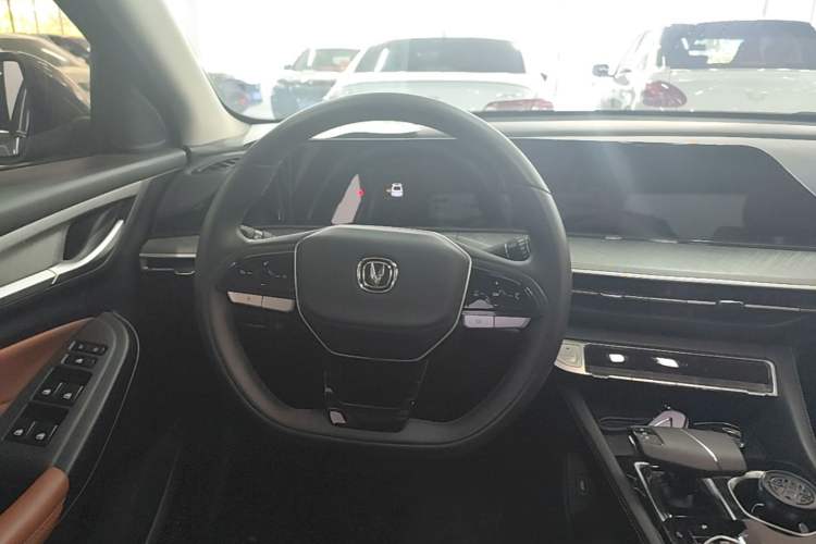 Used CHANGAN Eado 2023 Changan Edition PLUS Blue Whale NE 1.4T GDI DCT Prestige Version Steering Wheel