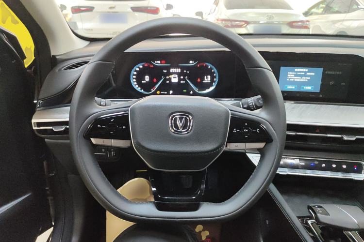Used CHANGAN Eado 2023 Changan Edition PLUS Blue Whale NE 1.4T GDI DCT Prestige Version Steering Wheel