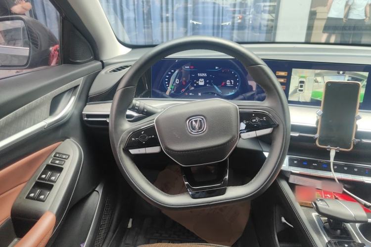 Used CHANGAN Eado 2023 Changan Edition PLUS Blue Whale NE 1.4T GDI DCT Prestige Version Steering Wheel