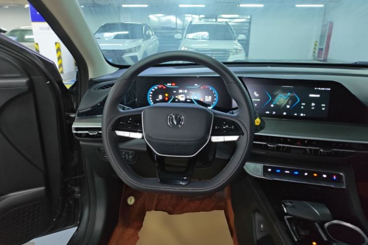 Used CHANGAN Eado 2023 Changan Edition PLUS Blue Whale NE 1.4T GDI DCT Prestige Version Steering Wheel