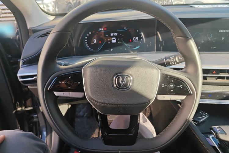 Used CHANGAN Eado 2023 Changan Edition PLUS Blue Whale NE 1.4T GDI DCT Prestige Version Steering Wheel