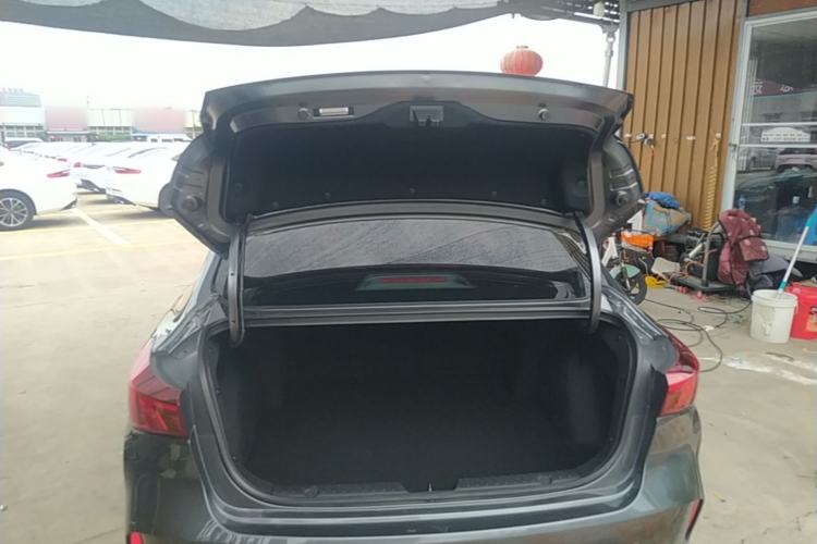 Used CHANGAN Eado 2023 Changan Edition PLUS Blue Whale NE 1.4T GDI DCT Prestige Version Trunk