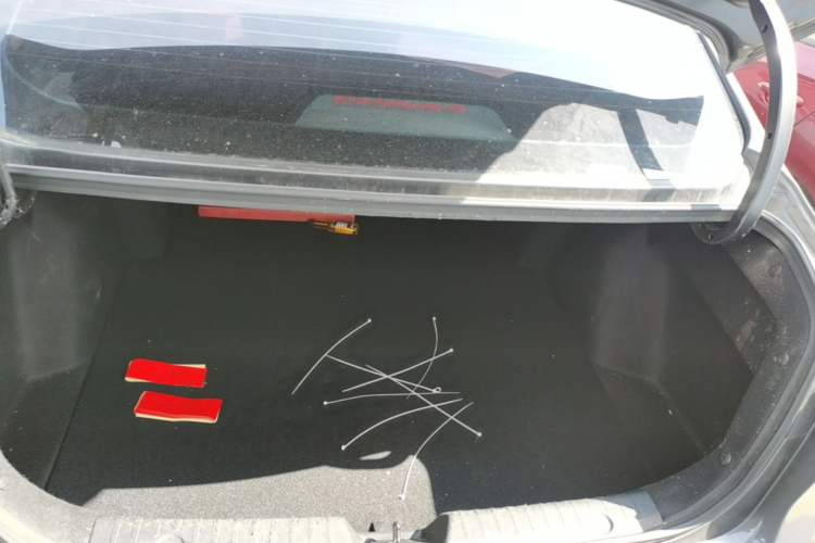 Used CHANGAN Eado 2023 Changan Edition PLUS Blue Whale NE 1.4T GDI DCT Prestige Version Trunk