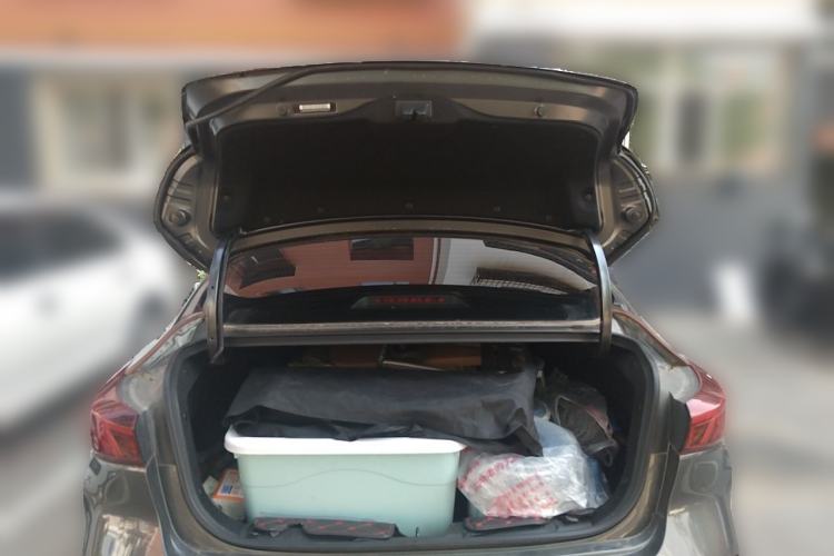 Used CHANGAN Eado 2023 Changan Edition PLUS Blue Whale NE 1.4T GDI DCT Prestige Version Trunk