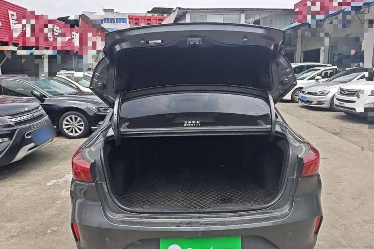 Used CHANGAN Eado 2023 Changan Edition PLUS Blue Whale NE 1.4T GDI DCT Prestige Version Trunk