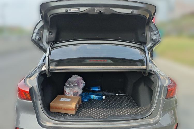 Used CHANGAN Eado 2023 Changan Edition PLUS Blue Whale NE 1.4T GDI DCT Prestige Version Trunk