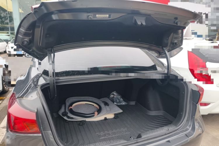 Used CHANGAN Eado 2023 Changan Edition PLUS Blue Whale NE 1.4T GDI DCT Prestige Version Trunk