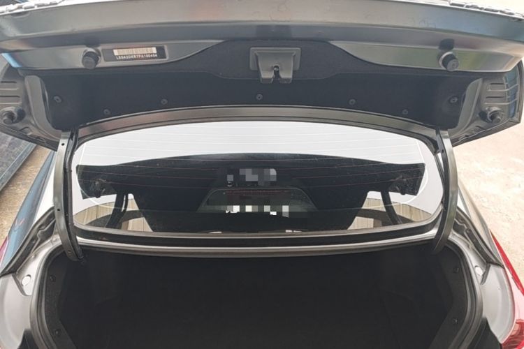 Used CHANGAN Eado 2023 Changan Edition PLUS Blue Whale NE 1.4T GDI DCT Prestige Version Trunk