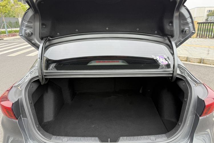 Used CHANGAN Eado 2023 Changan Edition PLUS Blue Whale NE 1.4T GDI DCT Prestige Version Trunk