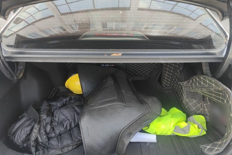 Used CHANGAN Eado 2023 Changan Edition PLUS Blue Whale NE 1.4T GDI DCT Prestige Version Trunk