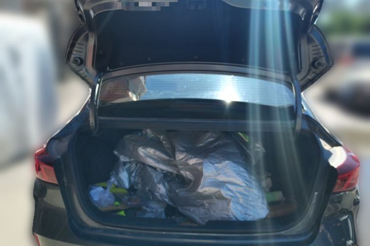 Used CHANGAN Eado 2023 Changan Edition PLUS Blue Whale NE 1.4T GDI DCT Prestige Version Trunk