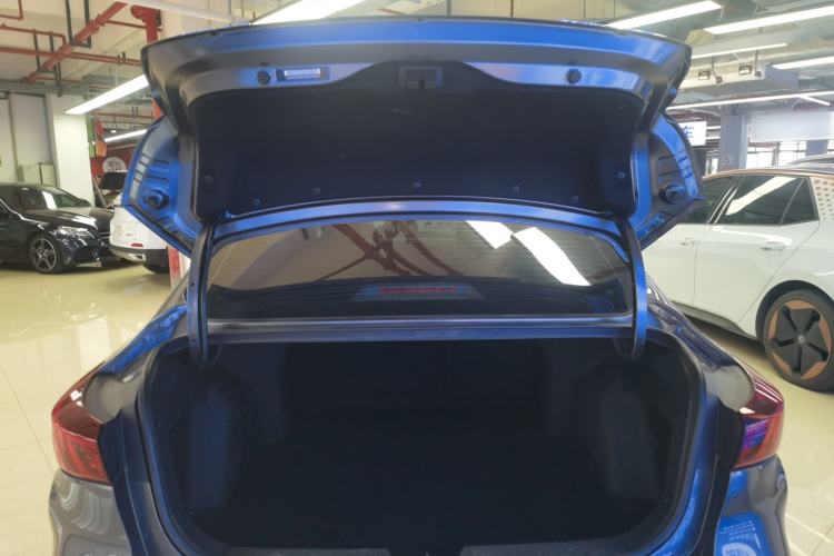 Used CHANGAN Eado 2023 Changan Edition PLUS Blue Whale NE 1.4T GDI DCT Prestige Version Trunk