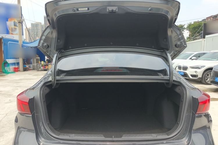 Used CHANGAN Eado 2023 Changan Edition PLUS Blue Whale NE 1.4T GDI DCT Prestige Version Trunk