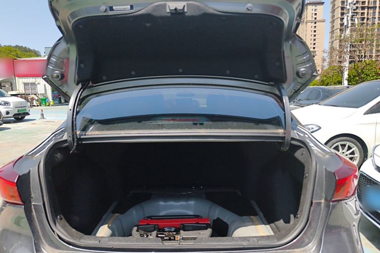 Used CHANGAN Eado 2023 Changan Edition PLUS Blue Whale NE 1.4T GDI DCT Prestige Version Trunk