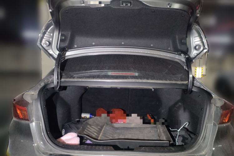 Used CHANGAN Eado 2023 Changan Edition PLUS Blue Whale NE 1.4T GDI DCT Prestige Version Trunk