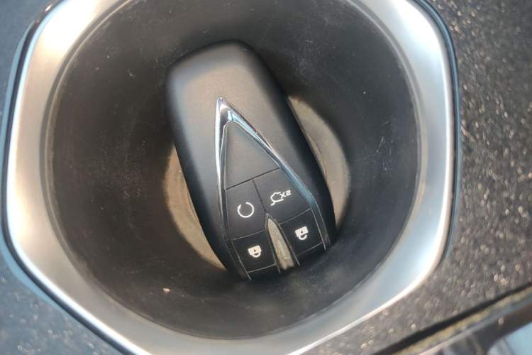 Used CHANGAN Eado 2023 Changan Edition PLUS Blue Whale NE 1.4T GDI DCT Prestige Version Vehicle Key
