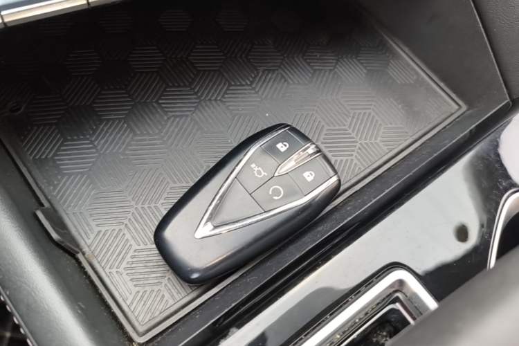 Used CHANGAN Eado 2023 Changan Edition PLUS Blue Whale NE 1.4T GDI DCT Prestige Version Vehicle Key