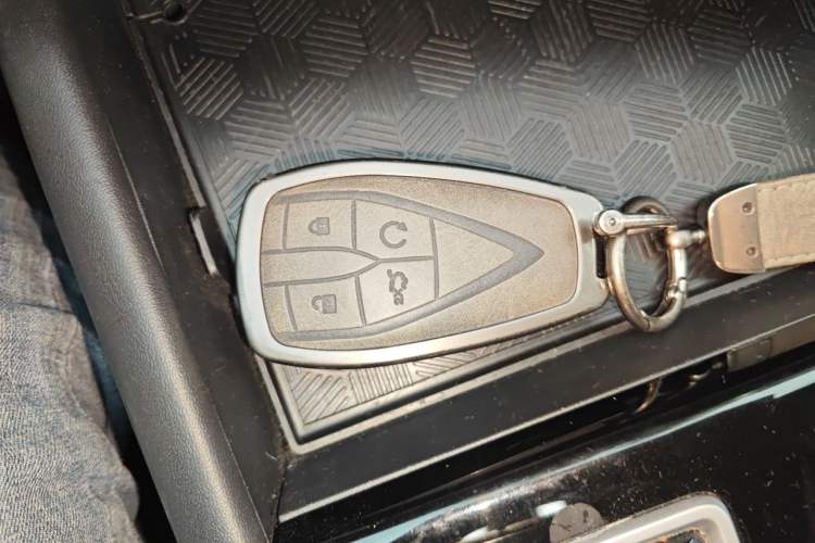 Used CHANGAN Eado 2023 Changan Edition PLUS Blue Whale NE 1.4T GDI DCT Prestige Version Vehicle Key