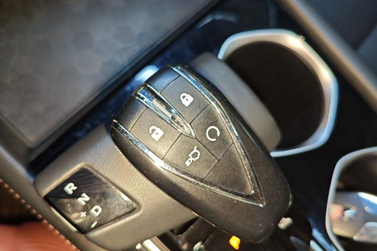 Used CHANGAN Eado 2023 Changan Edition PLUS Blue Whale NE 1.4T GDI DCT Prestige Version Vehicle Key