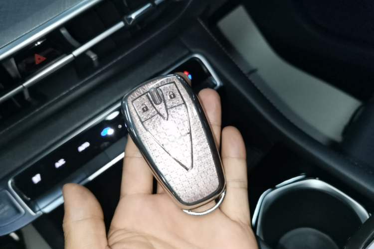 Used CHANGAN Eado 2023 Changan Edition PLUS Blue Whale NE 1.4T GDI DCT Prestige Version Vehicle Key