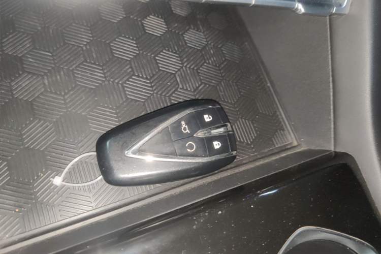 Used CHANGAN Eado 2023 Changan Edition PLUS Blue Whale NE 1.4T GDI DCT Prestige Version Vehicle Key