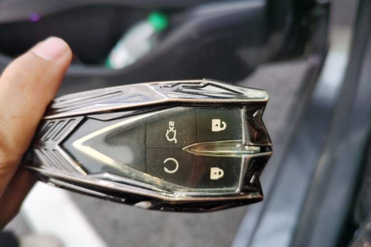 Used CHANGAN Eado 2023 Changan Edition PLUS Blue Whale NE 1.4T GDI DCT Prestige Version Vehicle Key