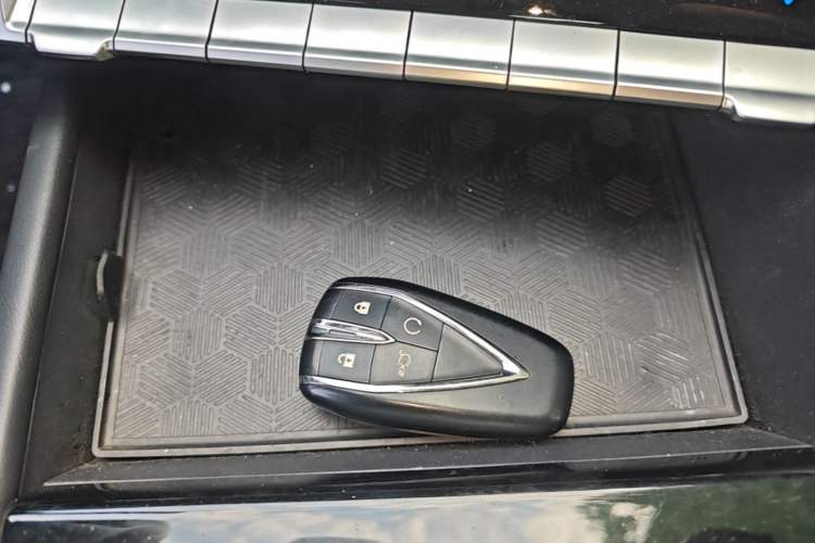 Used CHANGAN Eado 2023 Changan Edition PLUS Blue Whale NE 1.4T GDI DCT Prestige Version Vehicle Key