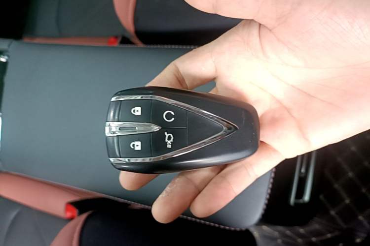 Used CHANGAN Eado 2023 Changan Edition PLUS Blue Whale NE 1.4T GDI DCT Prestige Version Vehicle Key