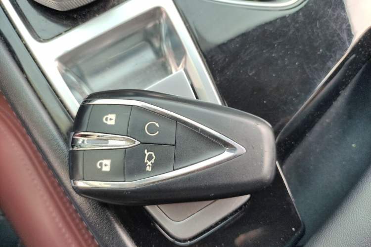 Used CHANGAN Eado 2023 Changan Edition PLUS Blue Whale NE 1.4T GDI DCT Prestige Version Vehicle Key