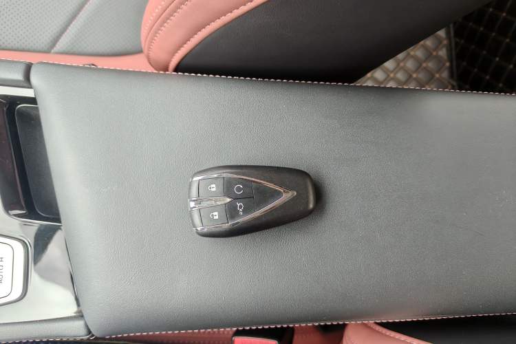 Used CHANGAN Eado 2023 Changan Edition PLUS Blue Whale NE 1.4T GDI DCT Prestige Version Vehicle Key