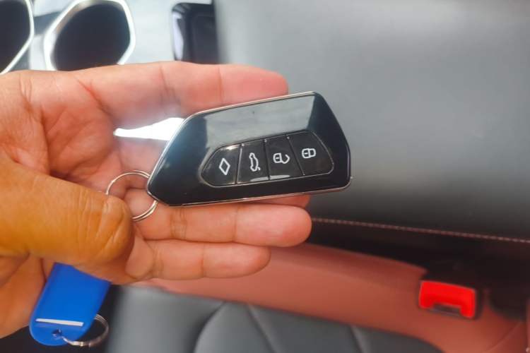 Used CHANGAN Eado 2023 Changan Edition PLUS Blue Whale NE 1.4T GDI DCT Prestige Version Vehicle Key