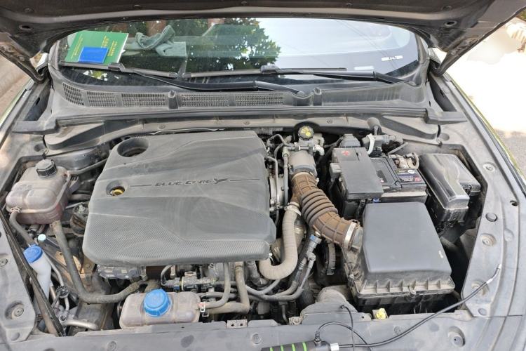 Used CHANGAN Eado 2023 Changan Edition PLUS Blue Whale NE 1.4T GDI DCT Prestige Version Engine Bay