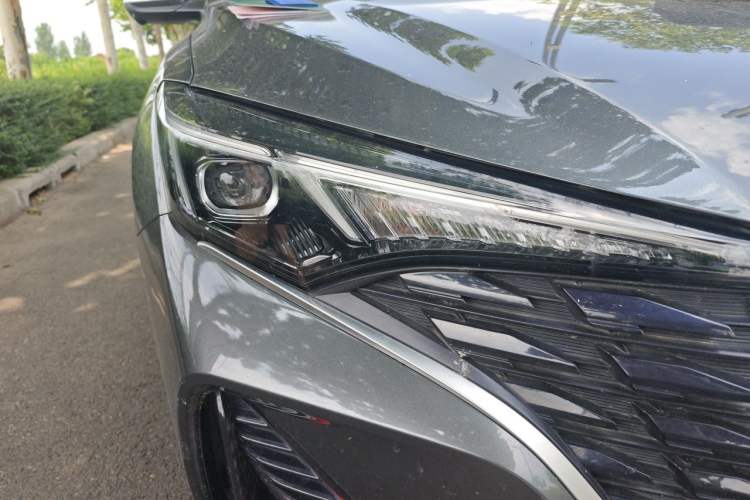 Used CHANGAN Eado 2023 Changan Edition PLUS Blue Whale NE 1.4T GDI DCT Prestige Version Right Front Headlight
