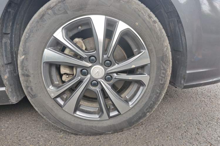 Used CHANGAN Eado 2023 Changan Edition PLUS Blue Whale NE 1.4T GDI DCT Prestige Version Right Front Wheel Hub