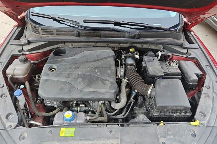Used CHANGAN Eado 2023 Changan Edition PLUS Blue Whale NE 1.4T GDI DCT Prestige Version Engine Bay