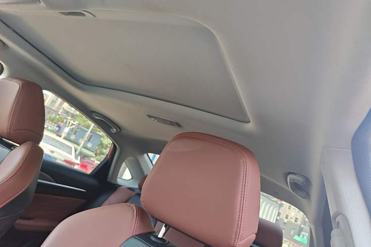 Used CHANGAN Eado 2023 Changan Edition PLUS Blue Whale NE 1.4T GDI DCT Prestige Version Headliner