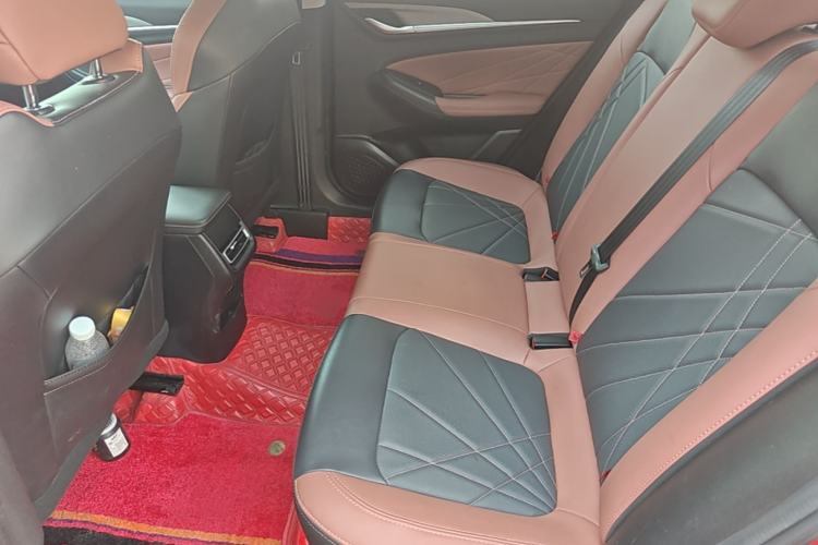 Used CHANGAN Eado 2023 Changan Edition PLUS Blue Whale NE 1.4T GDI DCT Prestige Version Left Rear Seat