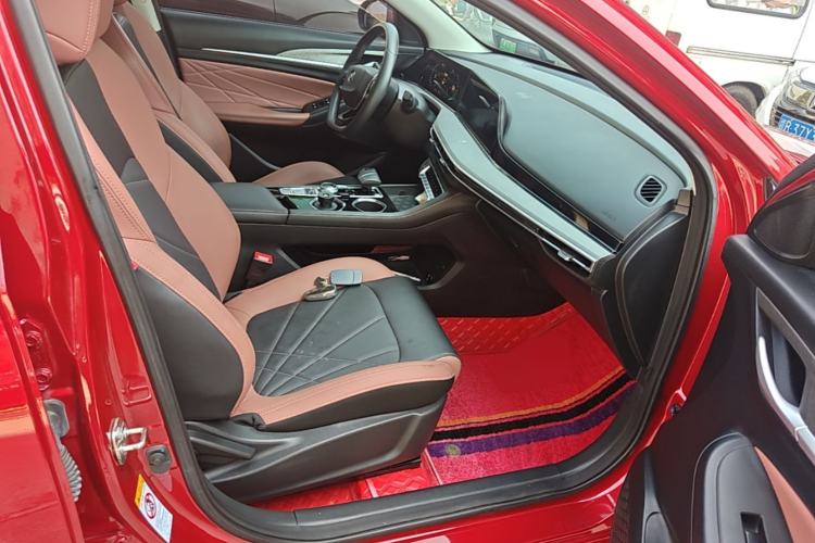 Used CHANGAN Eado 2023 Changan Edition PLUS Blue Whale NE 1.4T GDI DCT Prestige Version Right Front Seat